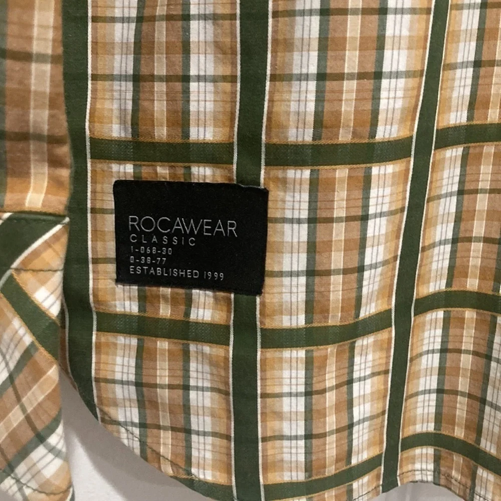 MEN’S Rocawear button down - Picture 2 of 4